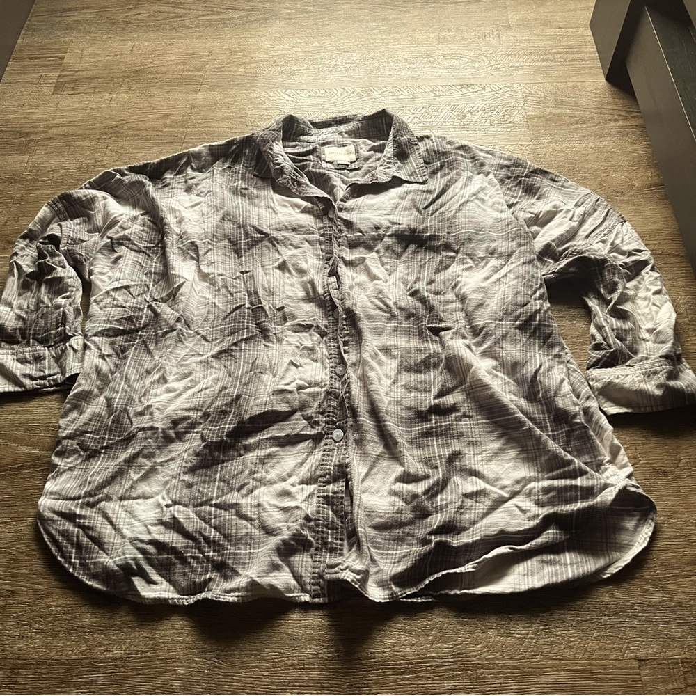 American Eagle Flannel oversized medium 3/4 sleeve grey